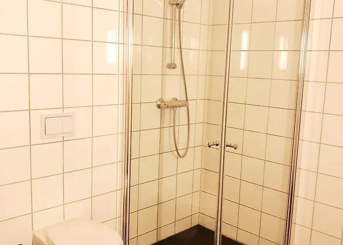 Townhouse In Quiet And Area With Free Parking Apartmán