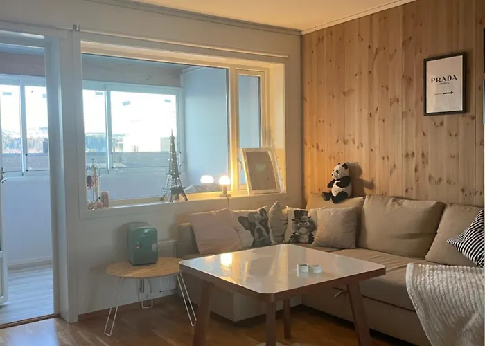 Townhouse In Quiet And Area With Free Parking Apartmán *
